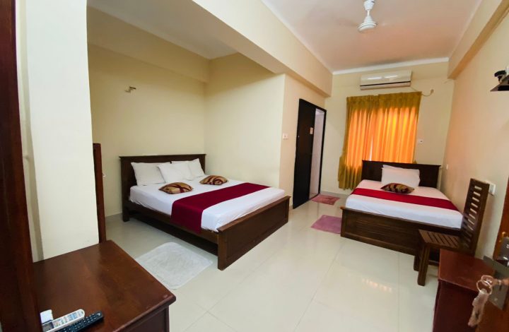 Triple Room